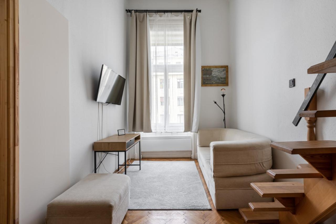 Retro Rebel Mode Apartment Будапеща Екстериор снимка
